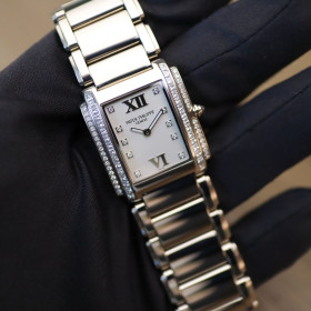 Patek Philippe Twenty~4 Weißgold im Kundenauftrag 4910/20G